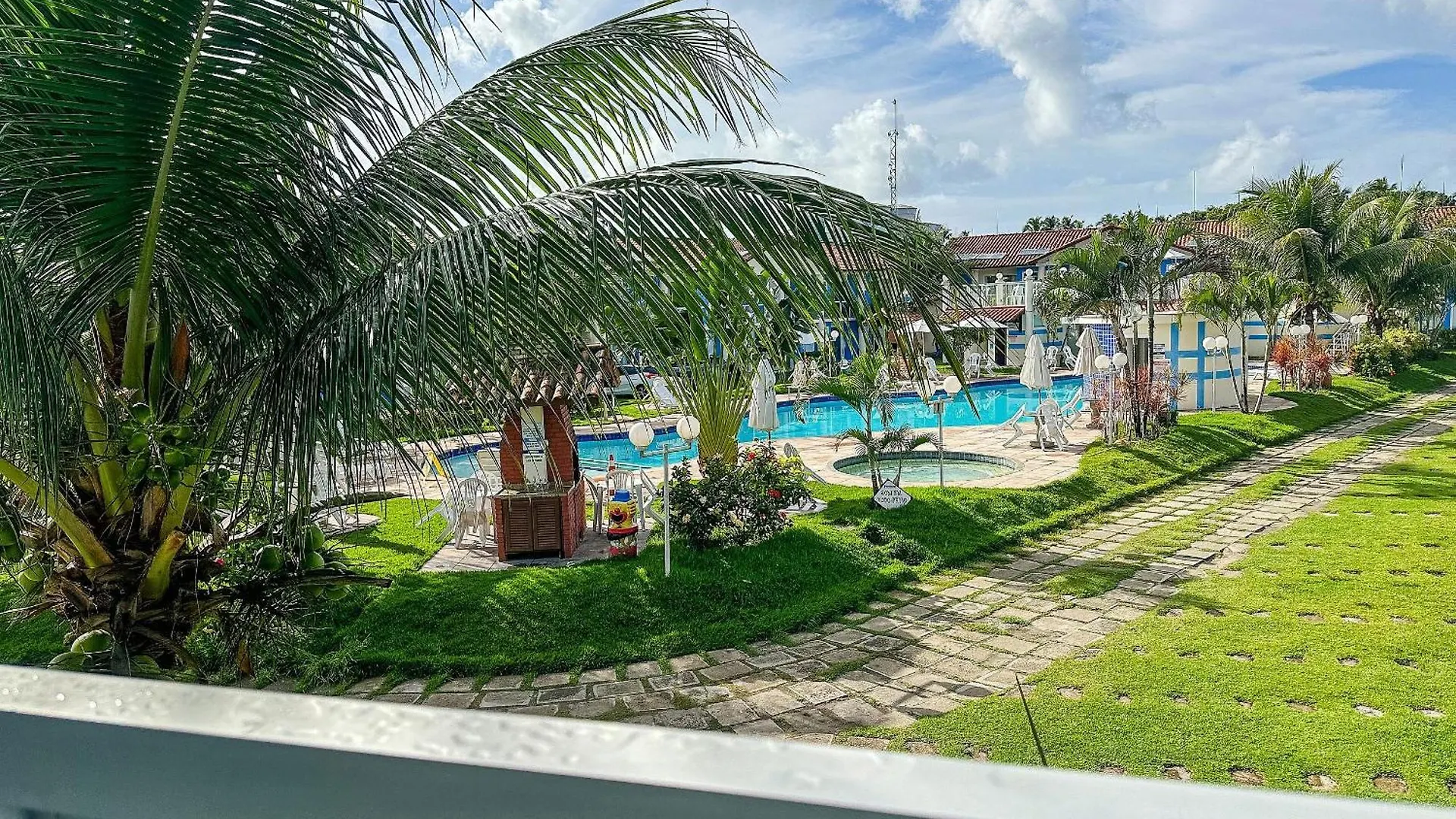 Taperapua Beach Suites: Seaside Luxury with Pools and High-Speed Wi-Fi Porto Seguro