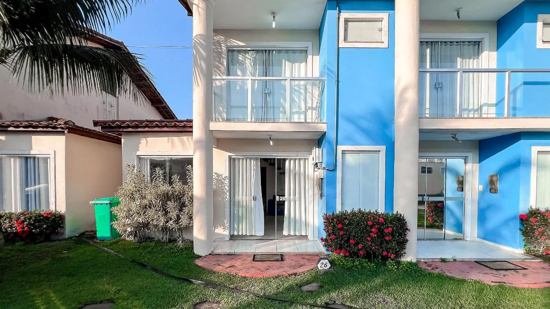 Taperapua Beach Suites: Seaside Luxury with Pools and High-Speed Wi-Fi Porto Seguro Holiday home