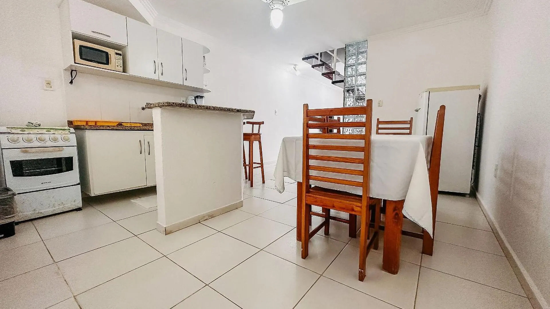 Taperapua Beach Suites: Seaside Luxury with Pools and High-Speed Wi-Fi Porto Seguro