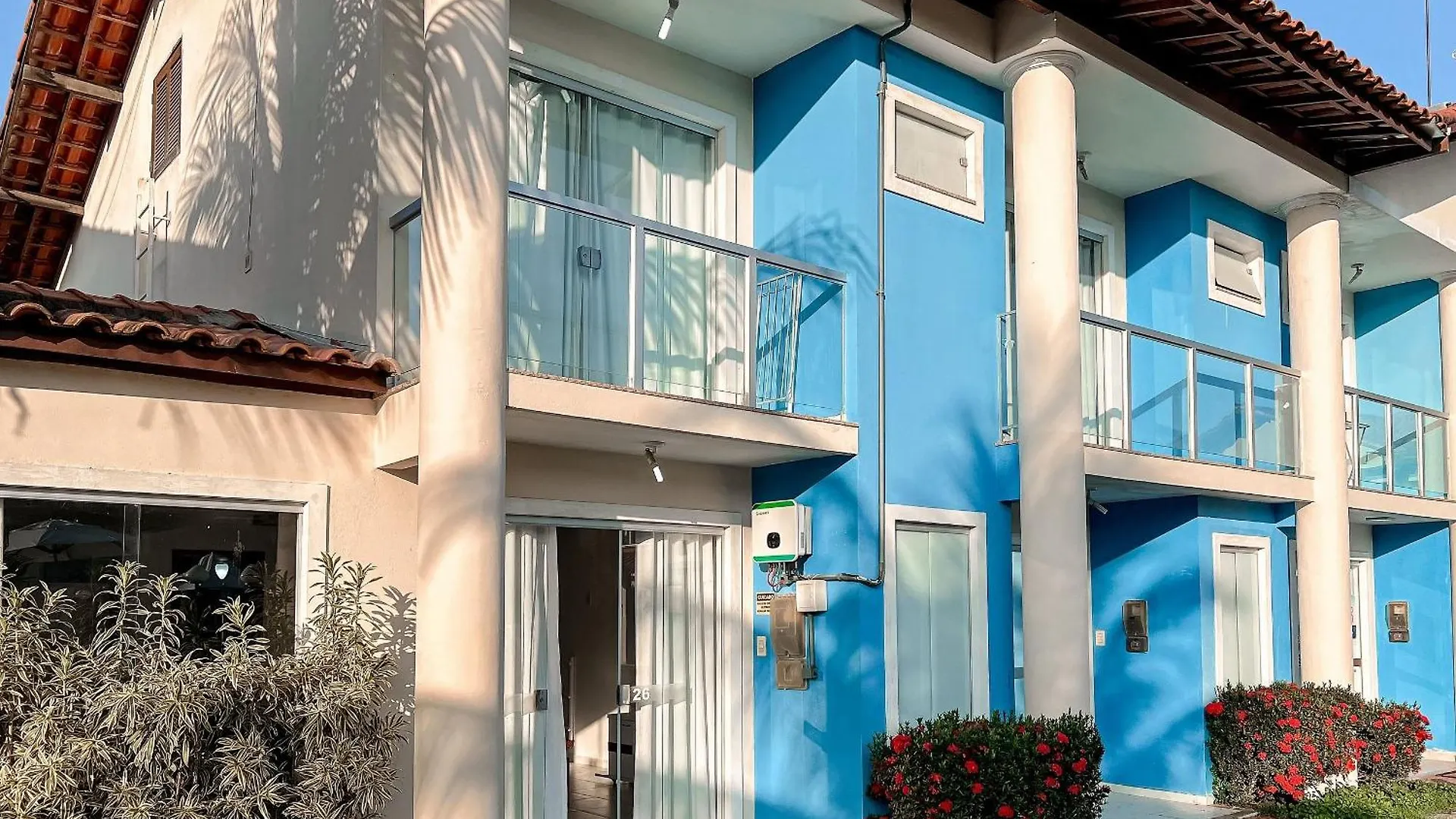 Taperapua Beach Suites: Seaside Luxury with Pools and High-Speed Wi-Fi Porto Seguro Brazil