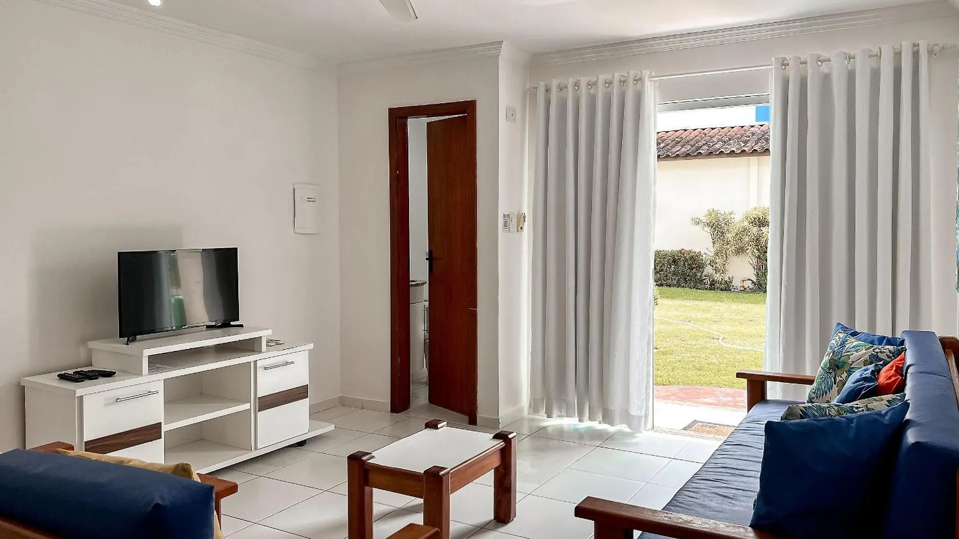 Taperapua Beach Suites: Seaside Luxury with Pools and High-Speed Wi-Fi Porto Seguro 0*,