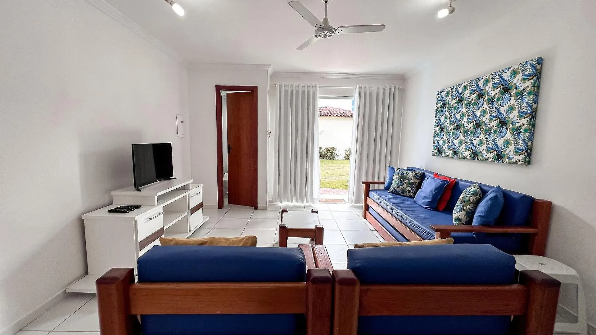 Taperapua Beach Suites: Seaside Luxury with Pools and High-Speed Wi-Fi Porto Seguro Holiday home