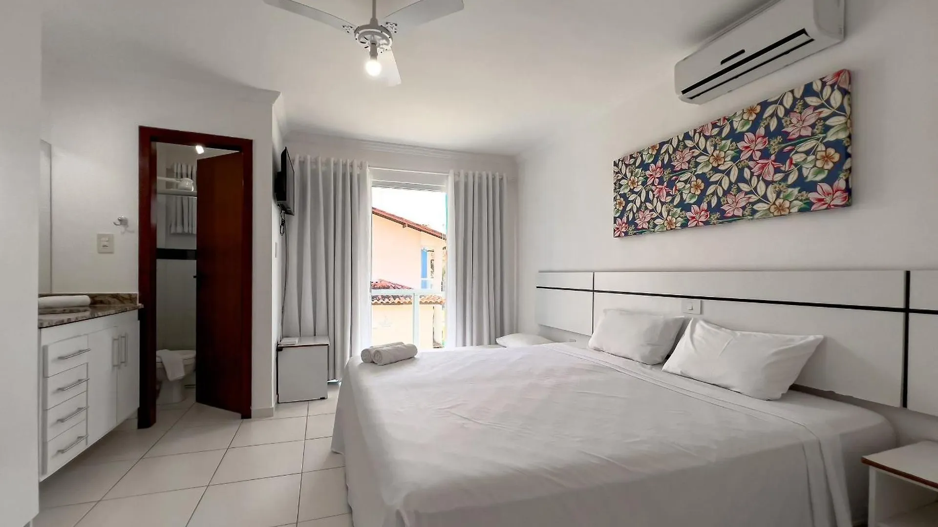Taperapua Beach Suites: Seaside Luxury with Pools and High-Speed Wi-Fi Porto Seguro 0*,  Brazil