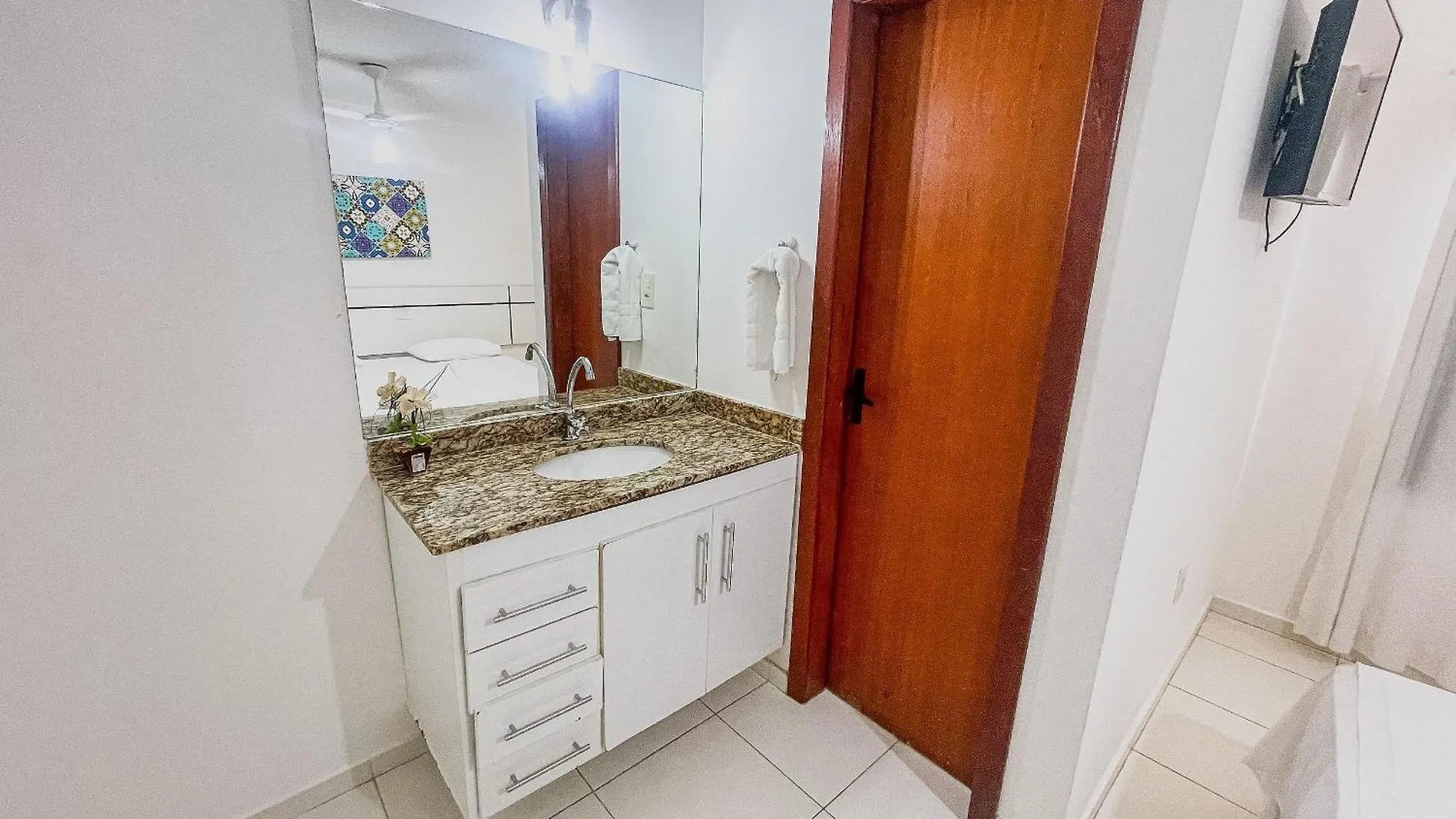 Taperapua Beach Suites: Seaside Luxury with Pools and High-Speed Wi-Fi Porto Seguro 0*,  Brazil